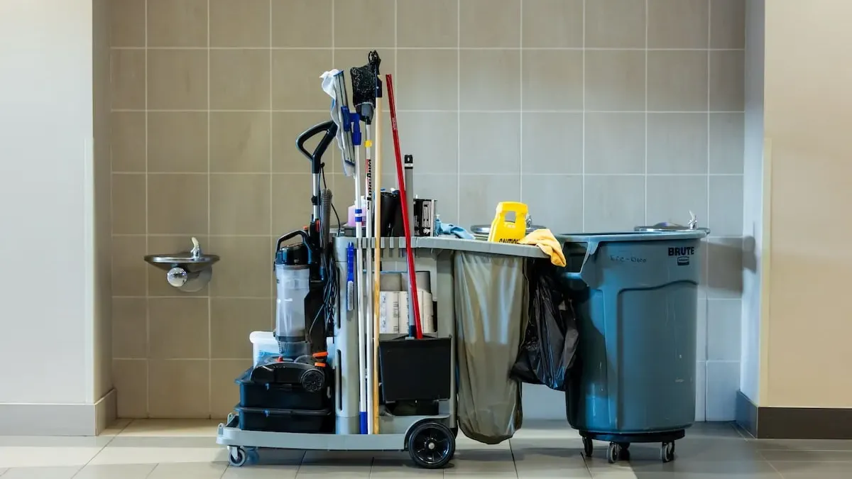 Professionelle Gebäudereinigung im Einsatz